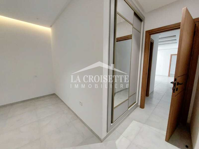 Appartement S+2 à La Soukra